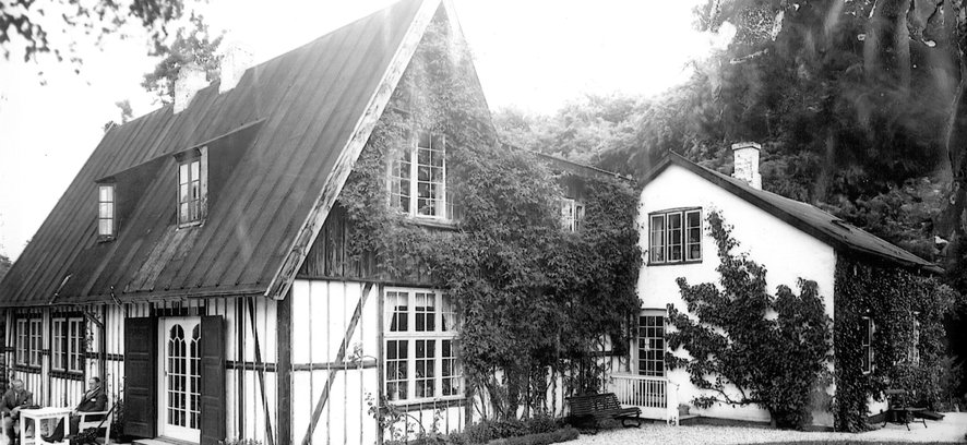 Headquarter of PortfolioLiving.dk - picture from ~1920 - and more importantly also my family residence